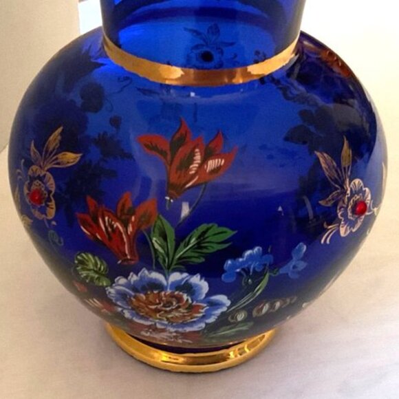 Exquisite vintage Cobalt Blue Vase with intricate beaded design - Picture 7 of 7